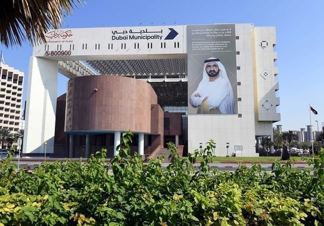 Dubai Municipality Launches Smart Camera Trial to Monitor Public Cleanliness - UAE